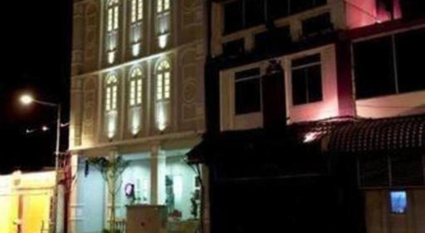 Styles Hotel Malacca Exterior foto